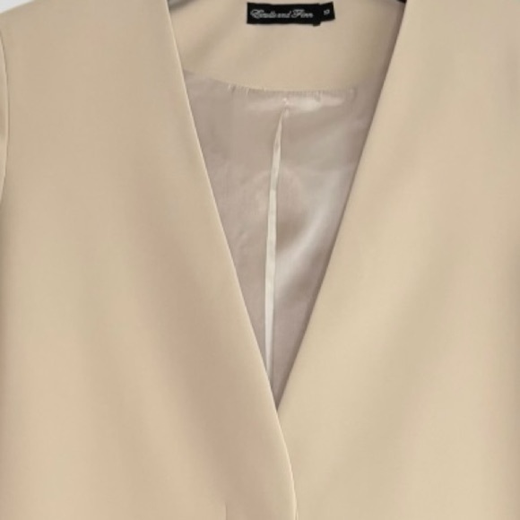 Estelle and Finn NY Women’s Size 10 Beige Blazer Quiet Luxury Scandi Minimalist - Picture 5 of 14